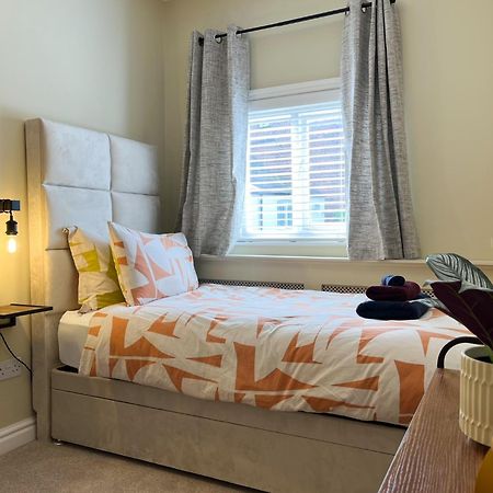 Overleigh Cottage, With Optional Hot Tub Hire Chester Bagian luar foto