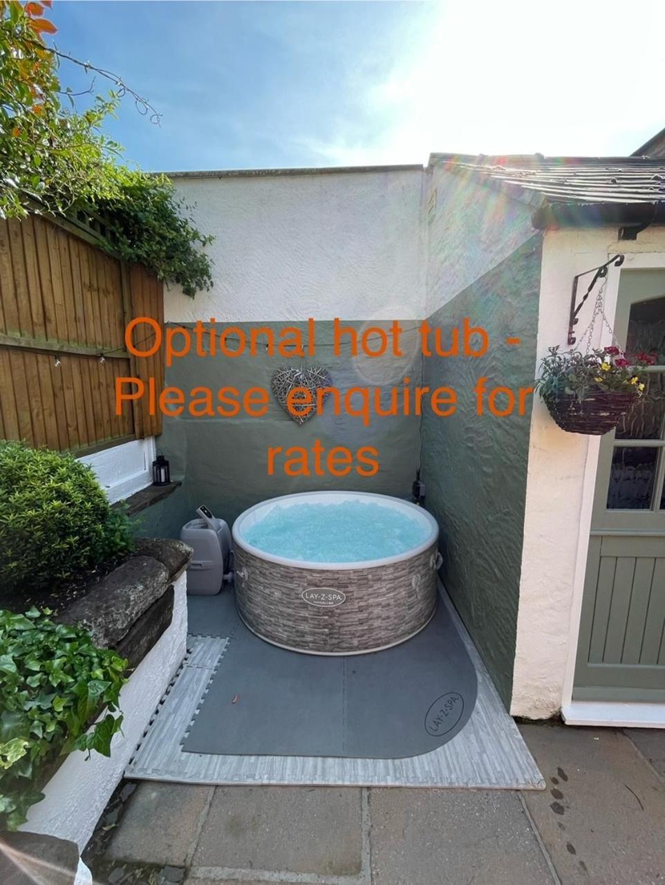 Overleigh Cottage, With Optional Hot Tub Hire Chester Bagian luar foto